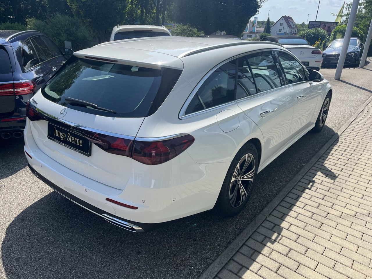 Mercedes-Benz E-Klasse – Bild 10