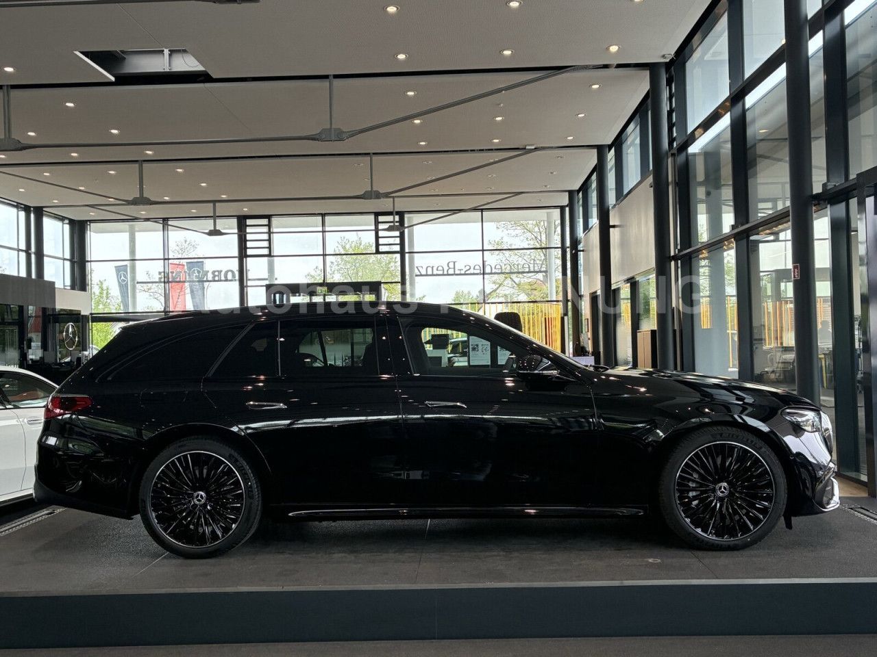 Mercedes-Benz E-Klasse – Bild 5