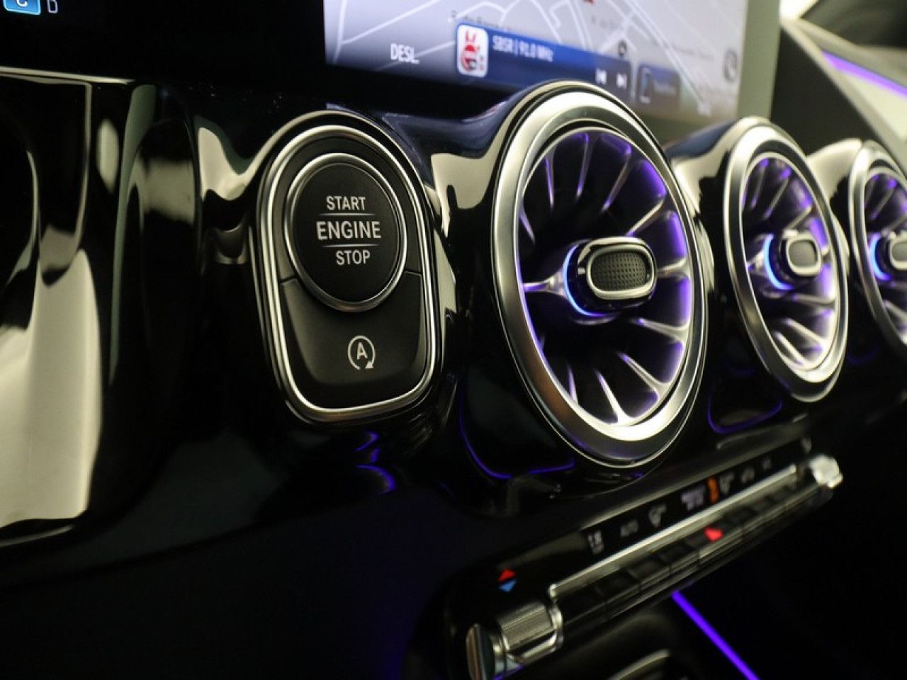 Imagem do veículo 15 / 23