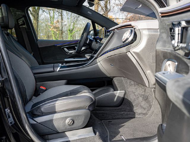Mercedes-Benz EQE 500  SUV