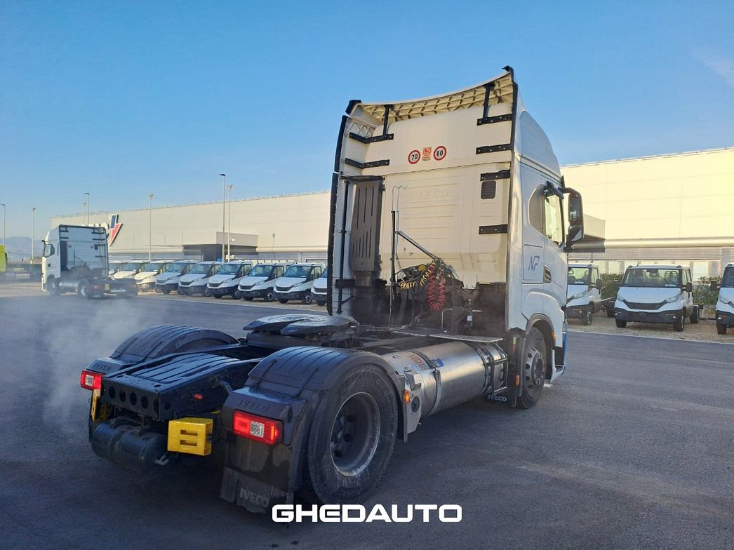IVECO | TRATTORE STRADALE IVECO S - WAY 460 LNG METANO