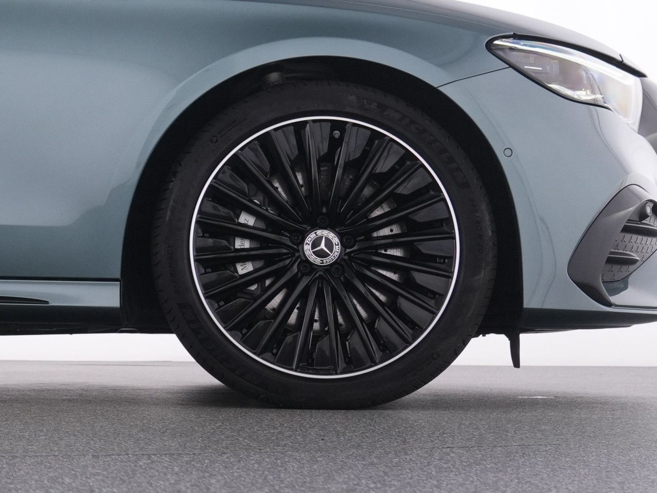 Mercedes-Benz E-Klasse – Bild 21