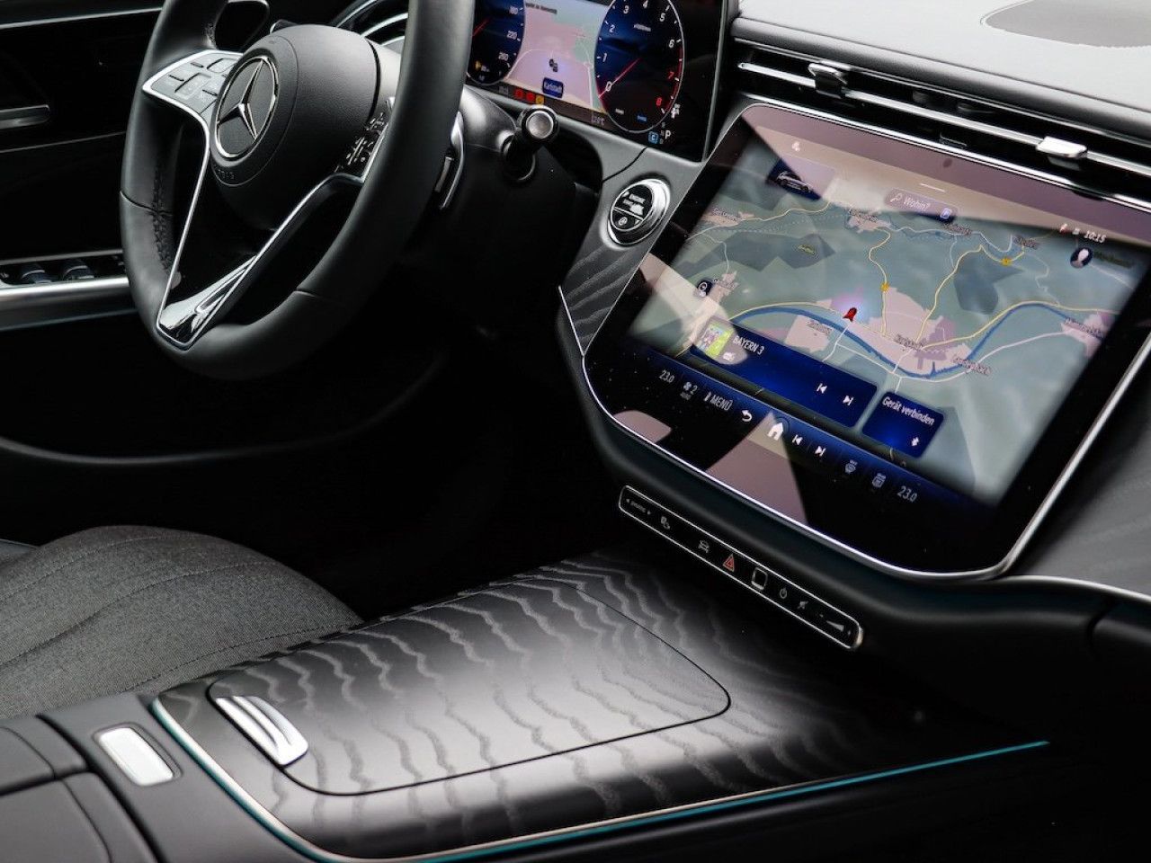 Mercedes-Benz E-Klasse – Bild 24