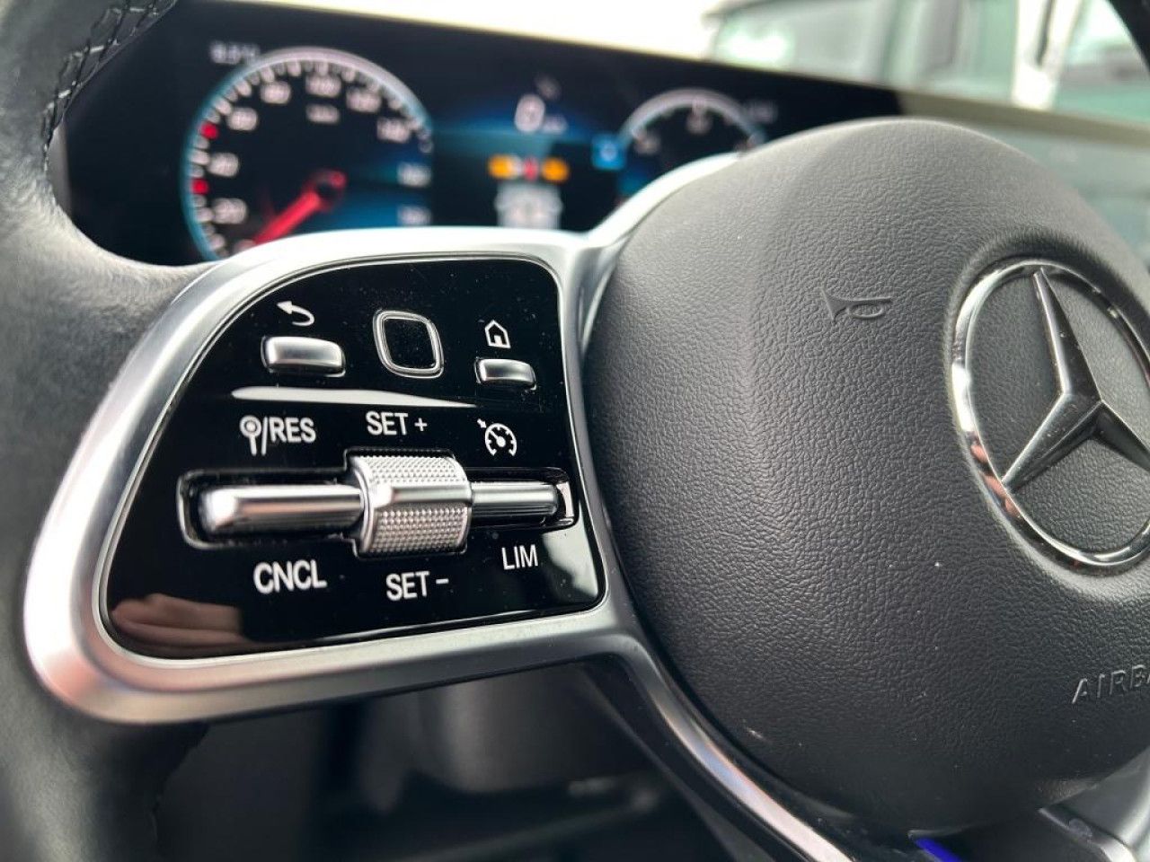 Fahrzeugbild 28 / 29