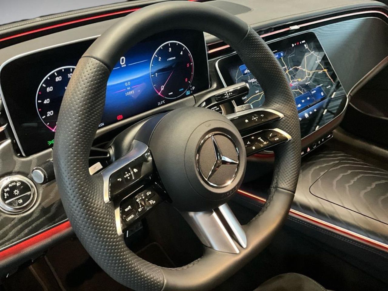 Mercedes-Benz E-Klasse – Bild 13