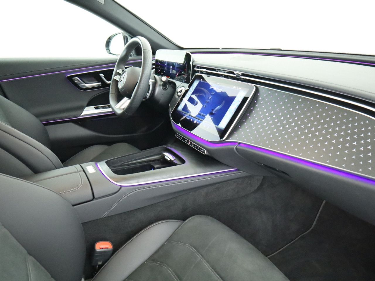 Mercedes-Benz E-Klasse – Bild 17