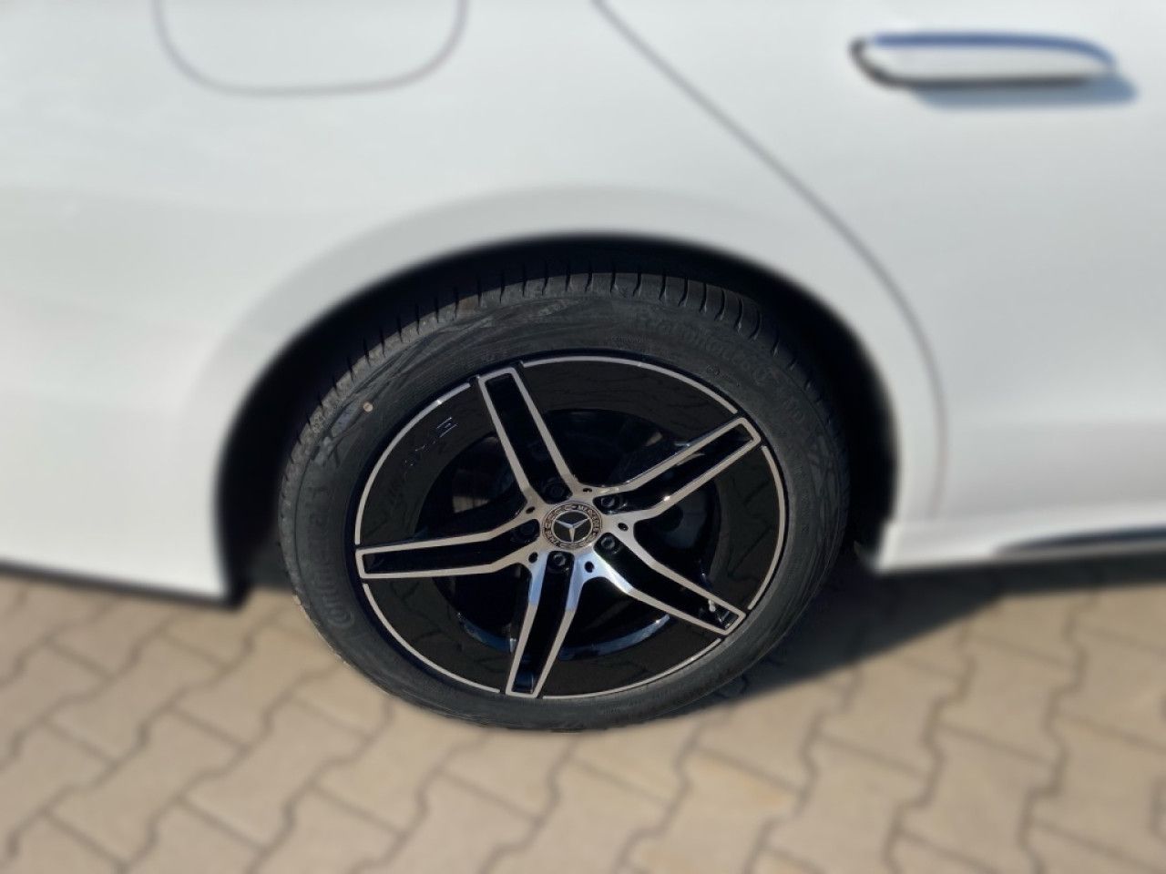 Mercedes-Benz E-Klasse – Bild 6