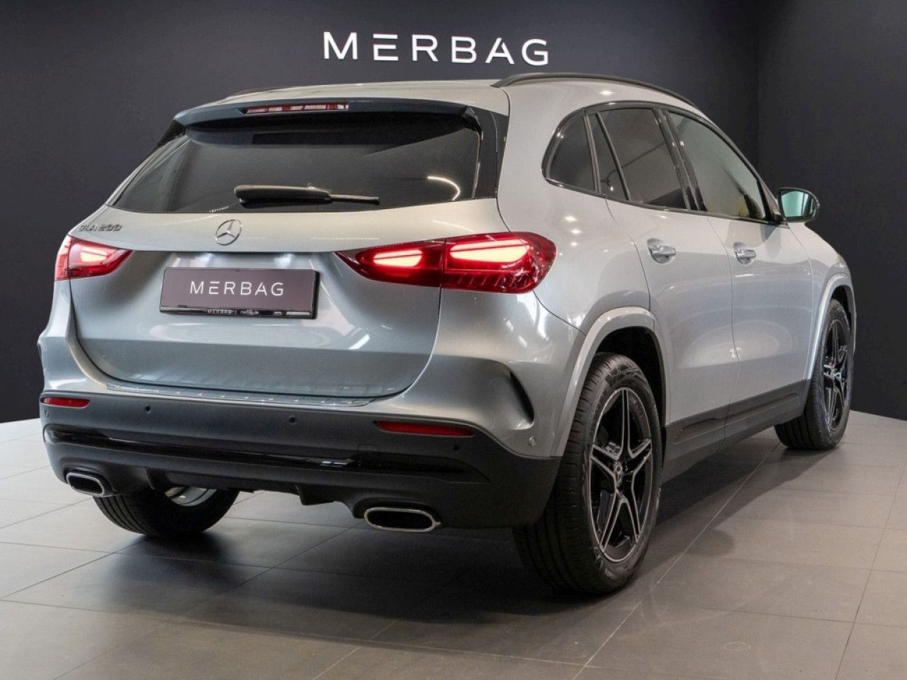 Mercedes-Benz GLA – Bild 2