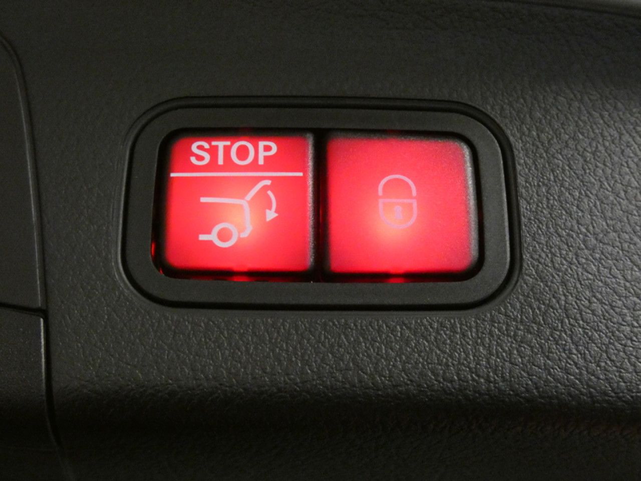 Photo du v&eacute;hicule 14 / 18