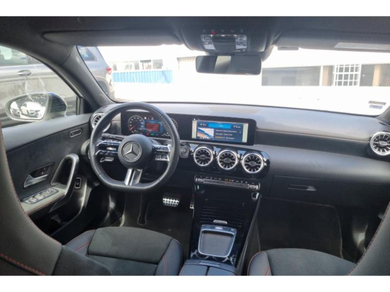 Imagem do veículo 10 / 19