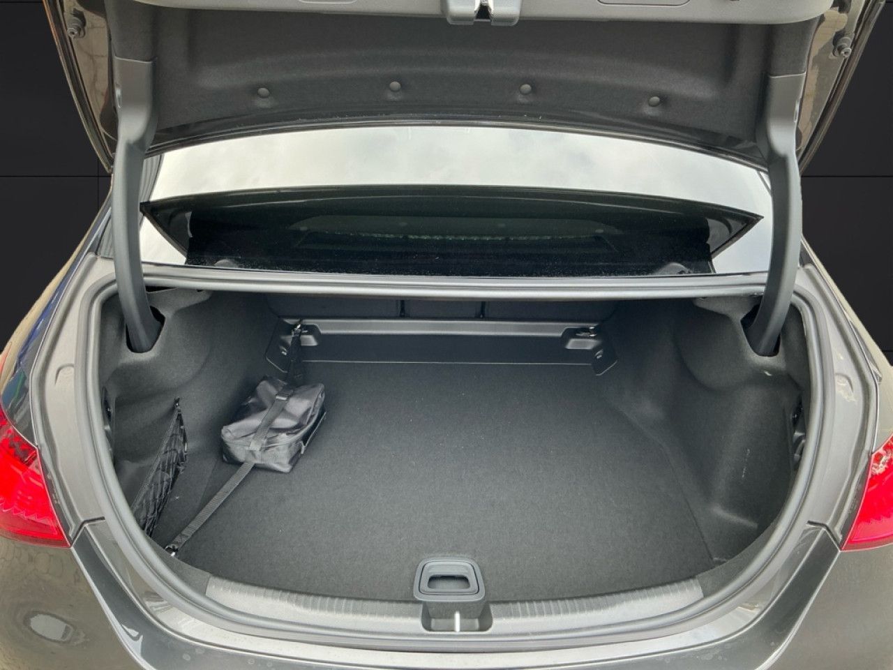 Mercedes-Benz C-Klasse – Bild 15