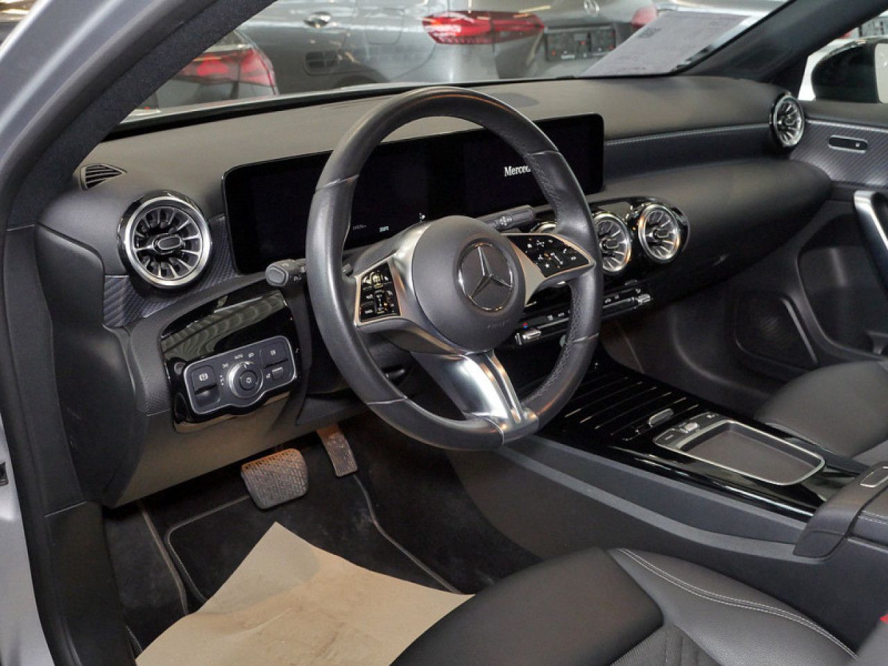 Mercedes-Benz A-Klasse – Bild 12