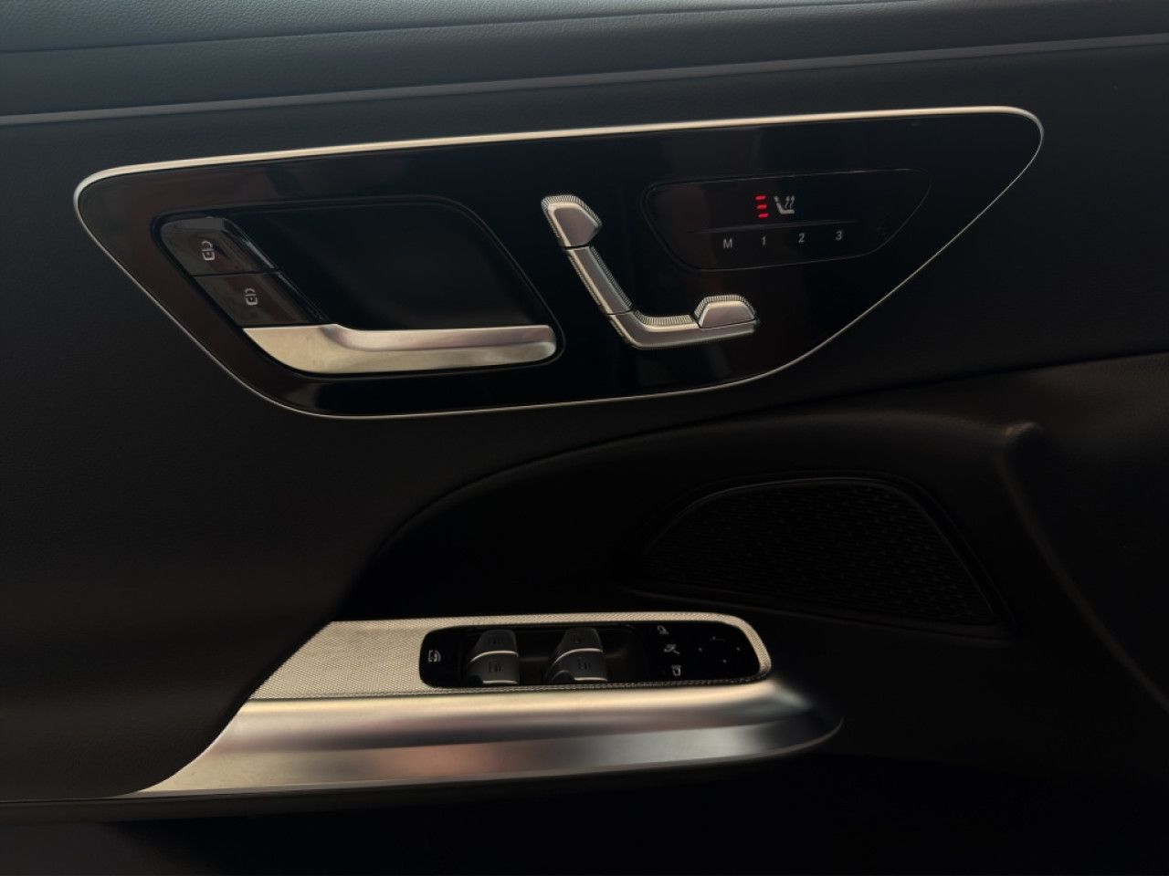 Mercedes-Benz E-Klasse – Bild 6