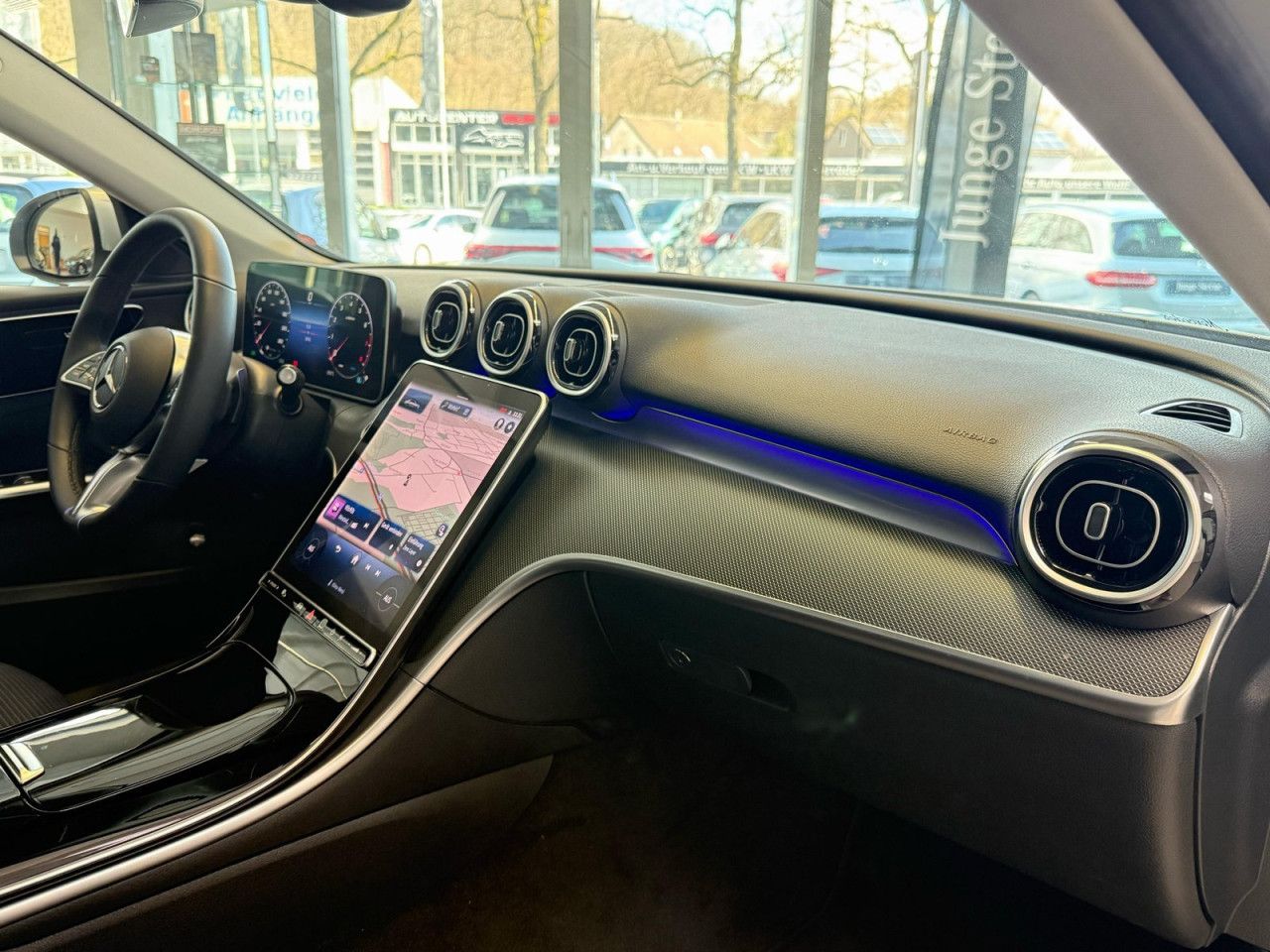 Mercedes-Benz C-Klasse – Bild 17