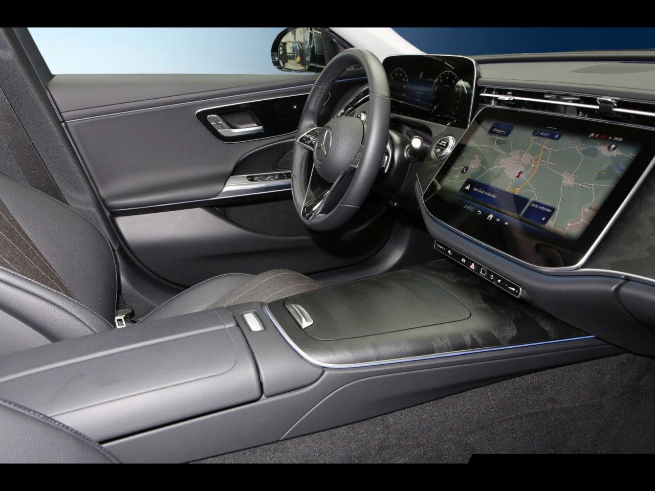 Mercedes-Benz E-Klasse – Bild 8