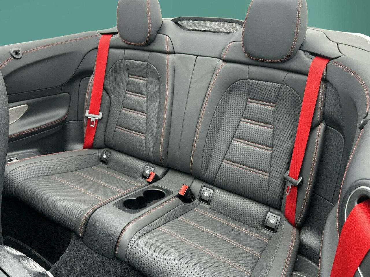 Mercedes-Benz E-Klasse – Bild 16
