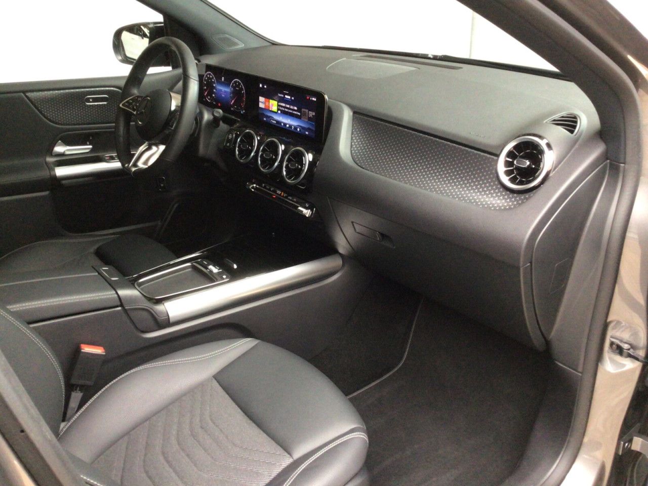 Fahrzeugbild 11 / 16