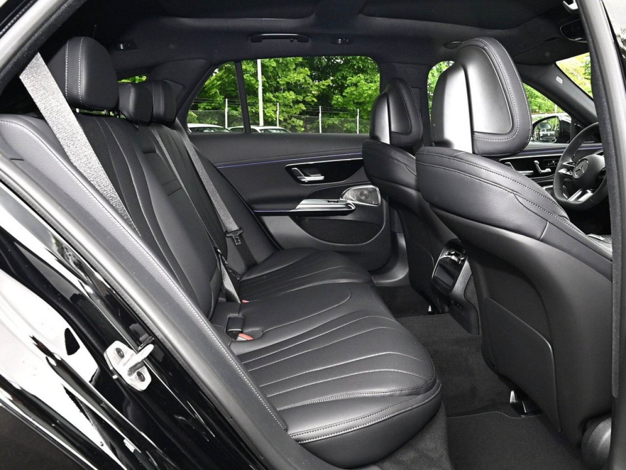 Mercedes-Benz E-Klasse – Bild 6