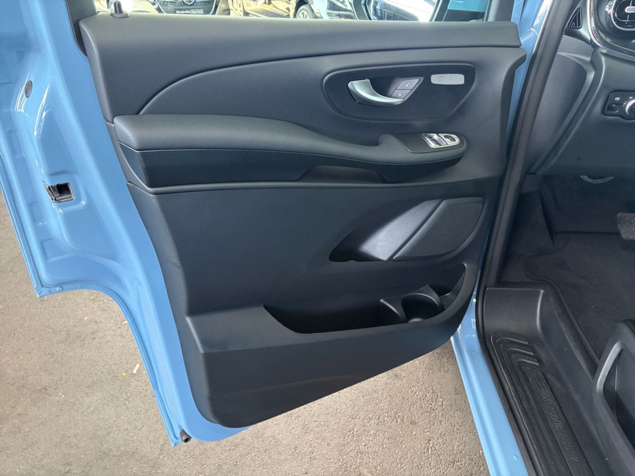 Mercedes-Benz EQV – Bild 7