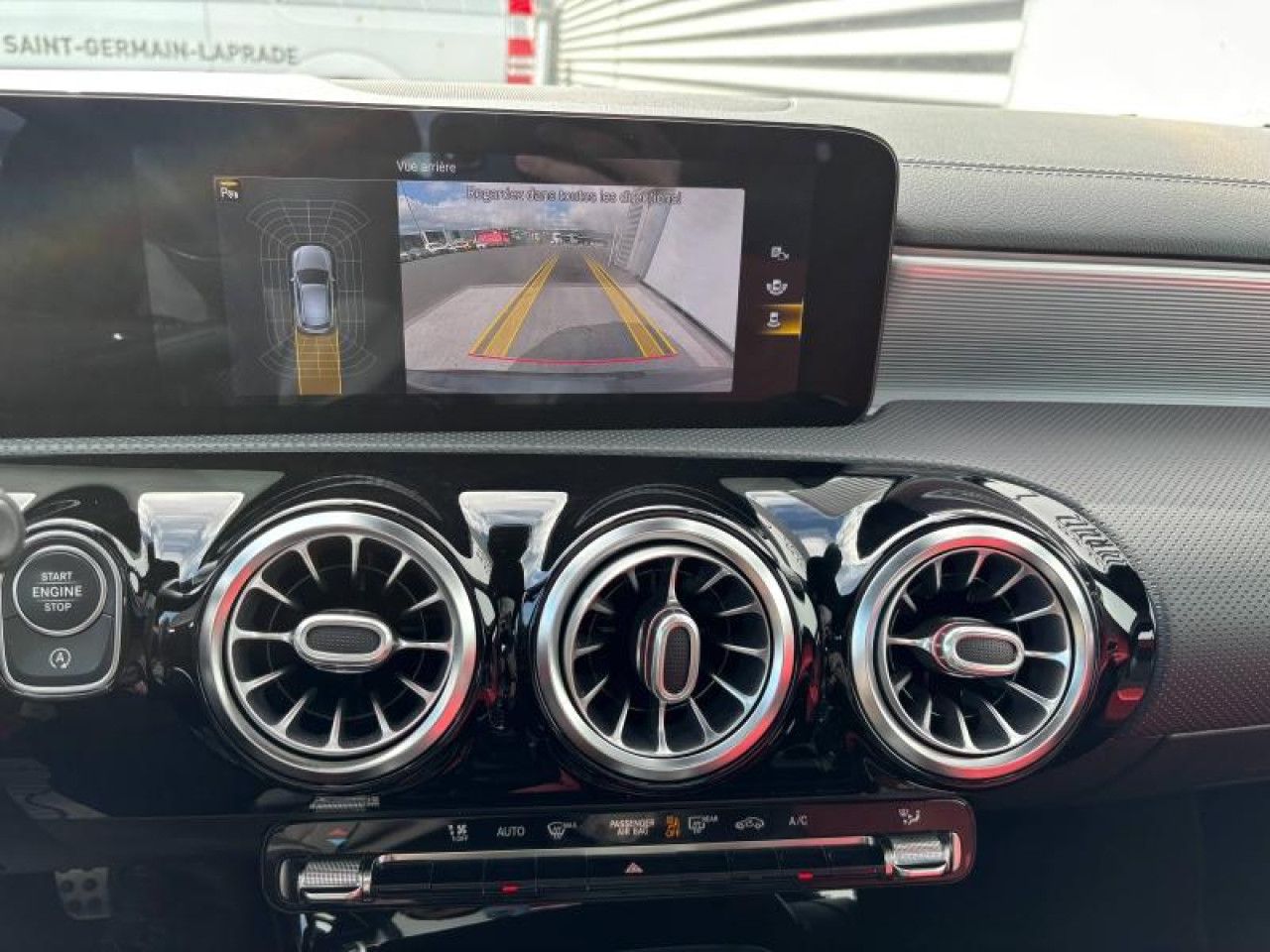 Photo du v&eacute;hicule 13 / 16