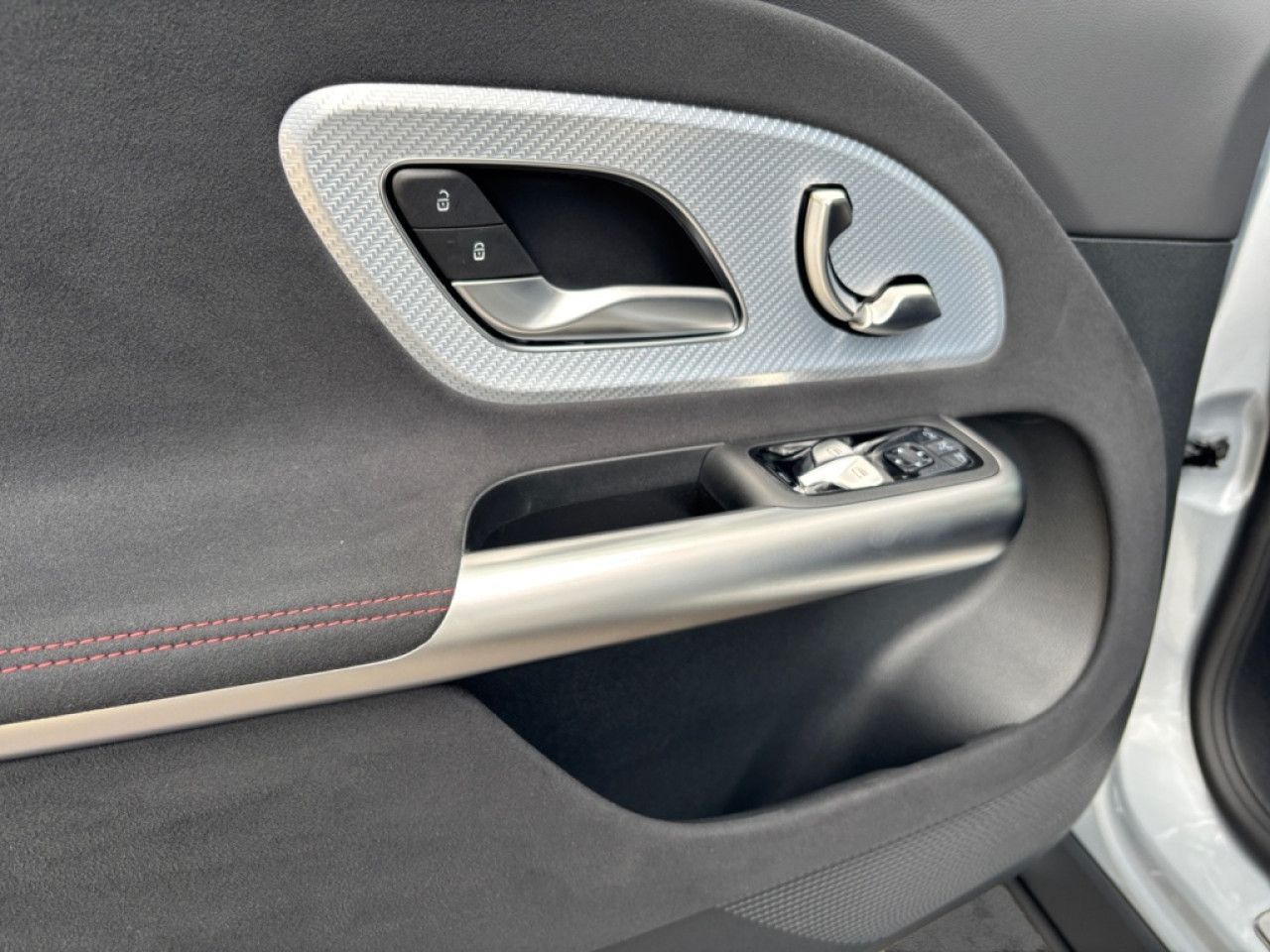 Mercedes-Benz GLB – Bild 9