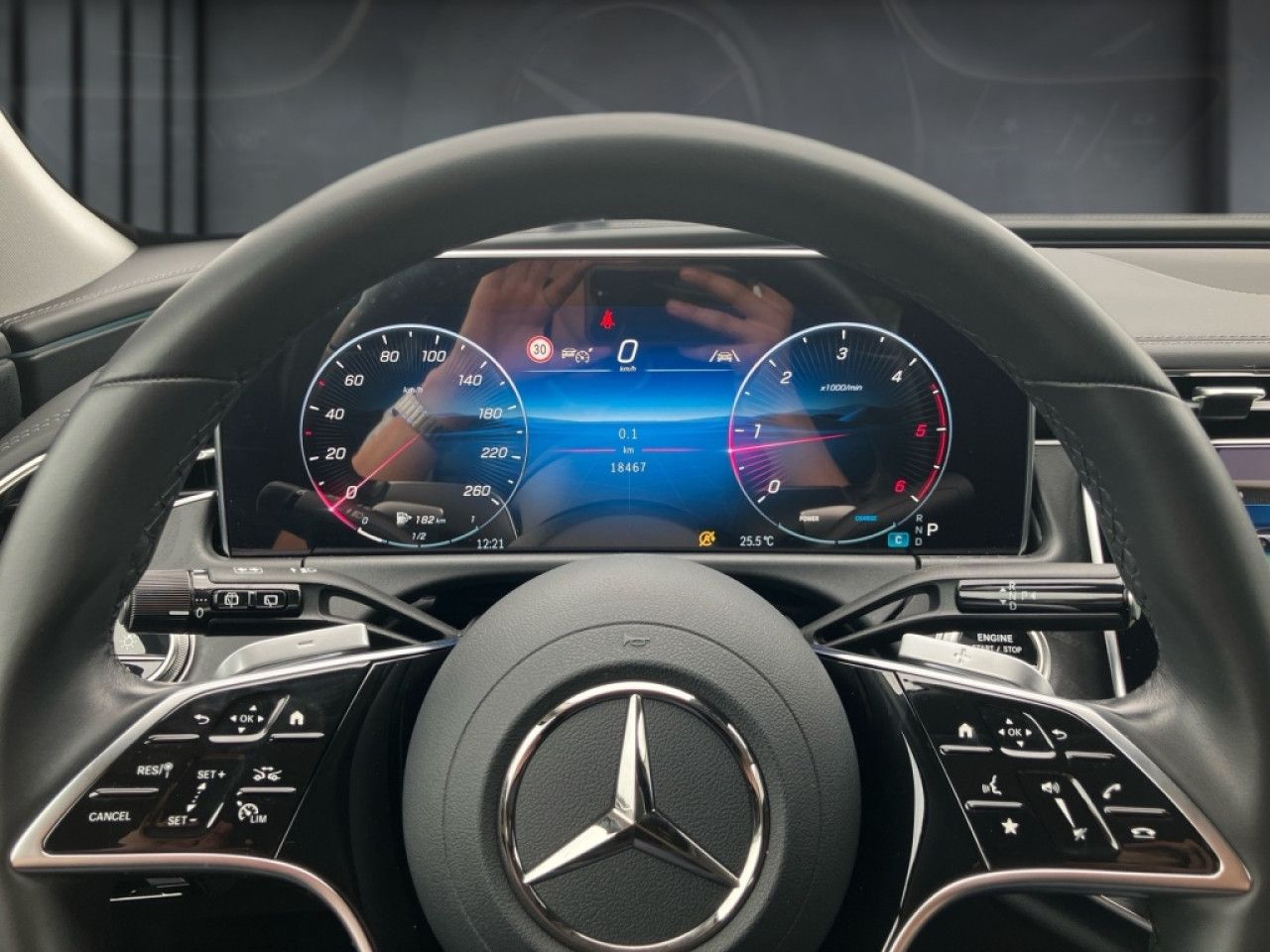 Mercedes-Benz E-Klasse – Bild 8