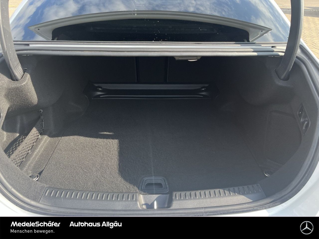 Mercedes-Benz E-Klasse – Bild 20