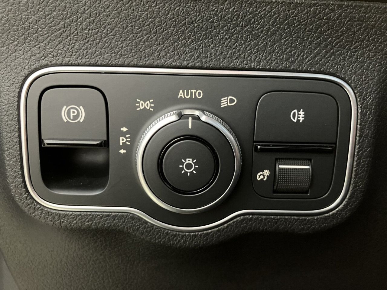 Mercedes-Benz EQB – Bild 26