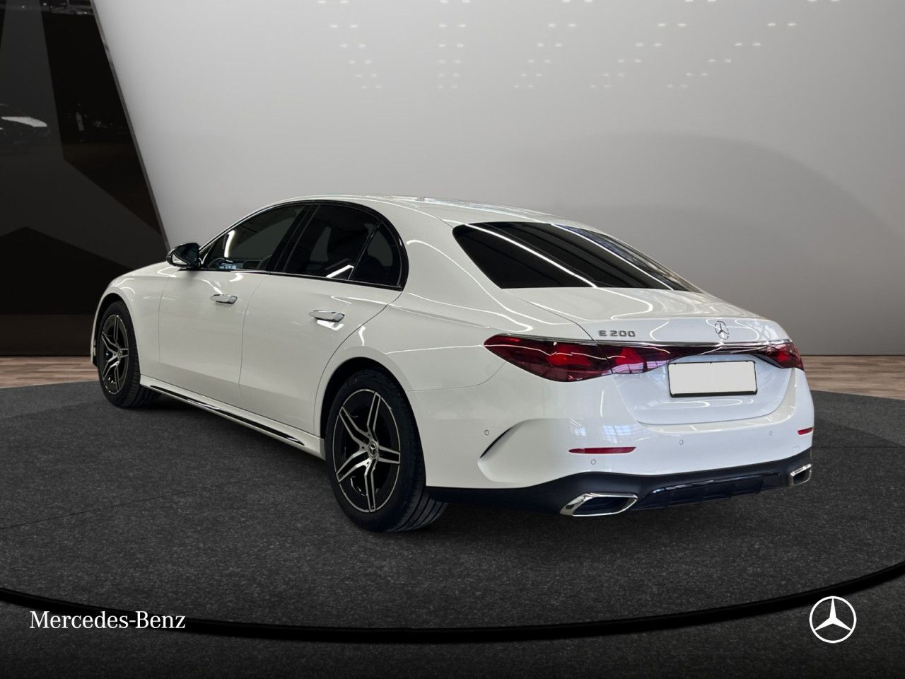 Mercedes-Benz E-Klasse – Bild 7